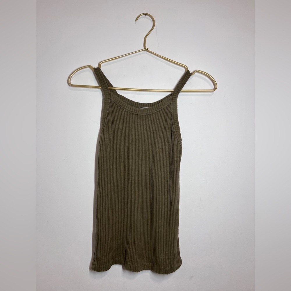 LESET Tank In Sage Green Small